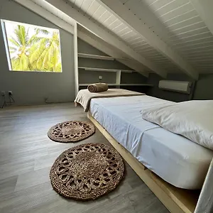 No&lo Sainte-Anne (Grande-Terre)